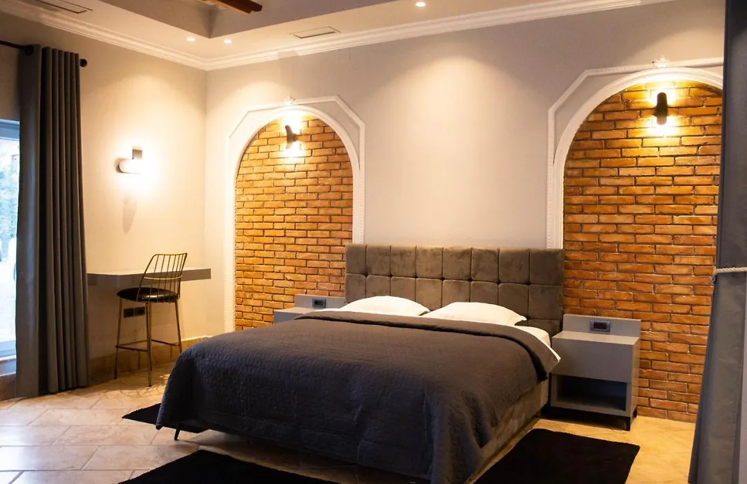 Venis Hotel-1